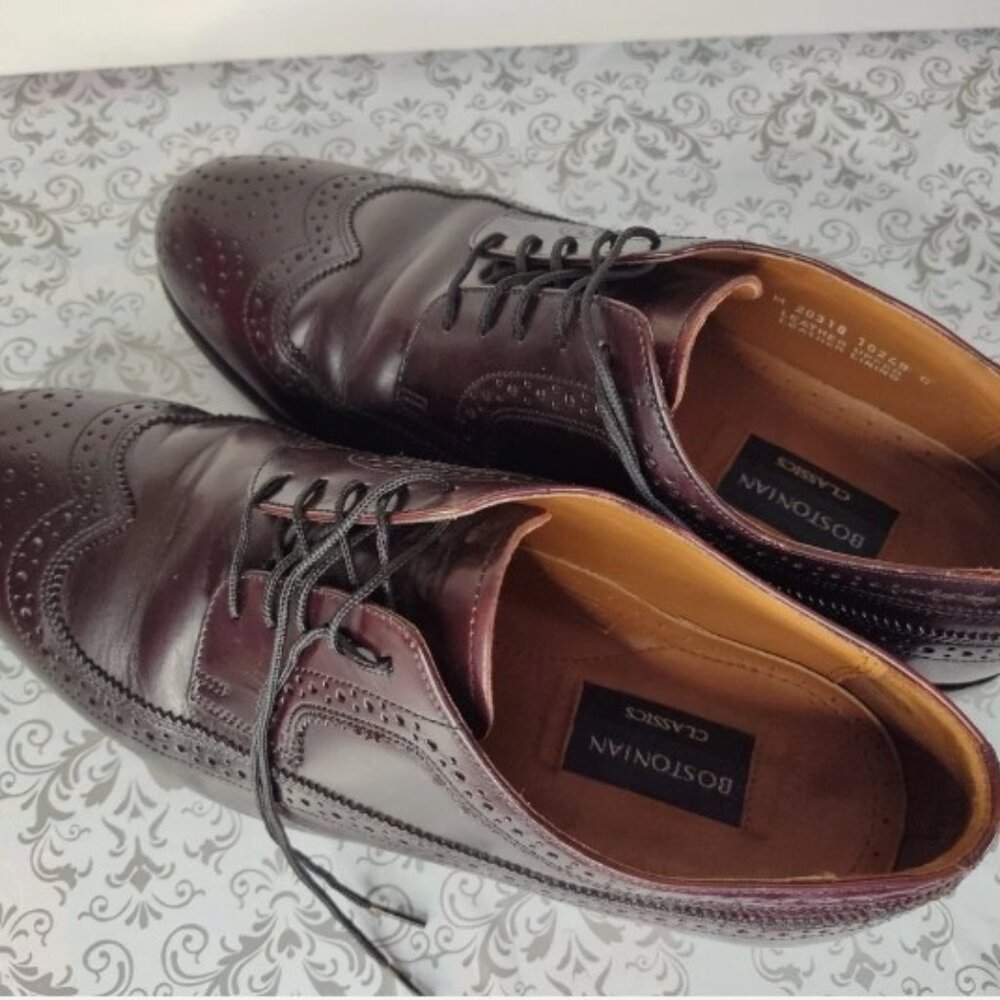 Bostonian Men's Oxford Wingtip Lace Up Dress Shoe Brown Leather Cap Toe Size 9.5